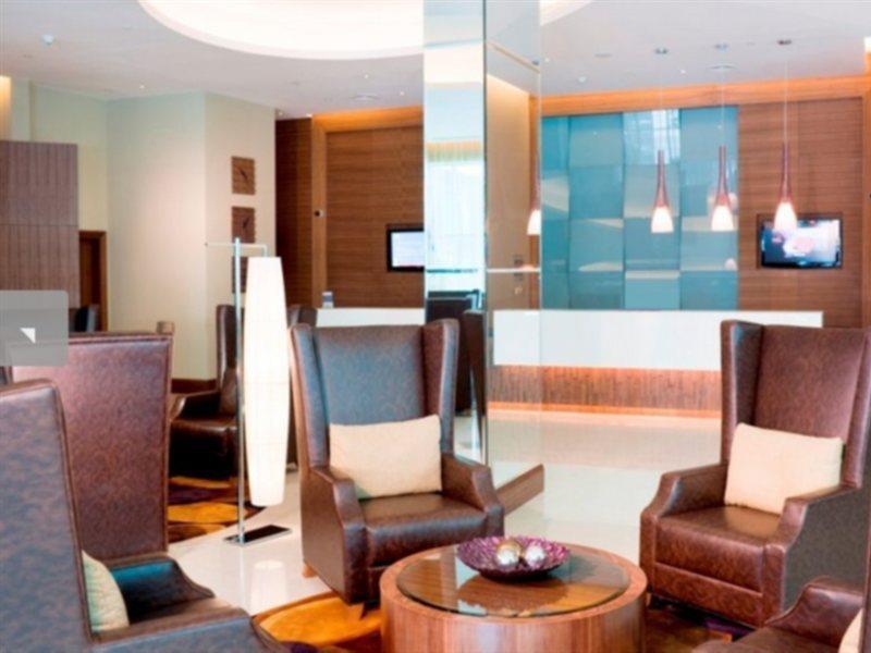 Novotel Suites Mall Avenue Dubai Eksteriør billede